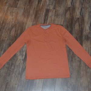 NWOT- Weatherproof Vintage - Light Orange Long Sleeve Shirt